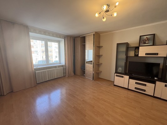 Продам двухкомнатную (2-комн.) квартиру, Чистопольская ул, 66, Казань г