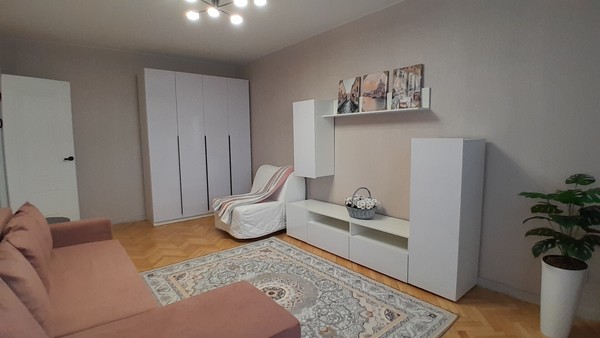 Сдам двухкомнатную (2-комн.) квартиру, Мичуринский пр-кт, 20, Москва г