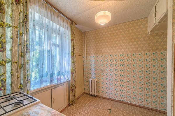 Продам двухкомнатную (2-комн.) квартиру, Кронштадтская ул, 4, Пенза г