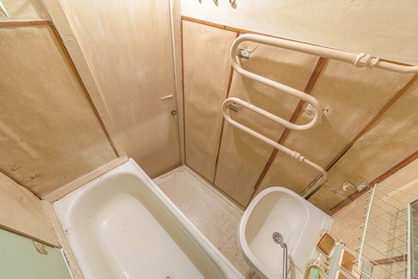 Продам двухкомнатную (2-комн.) квартиру, Кронштадтская ул, 4, Пенза г