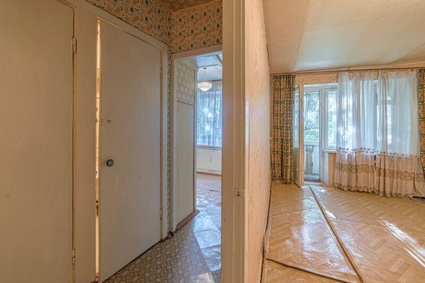 Продам двухкомнатную (2-комн.) квартиру, Кронштадтская ул, 4, Пенза г