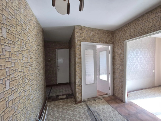 Продам двухкомнатную (2-комн.) квартиру, Дружбы ул, 8, Парковый п