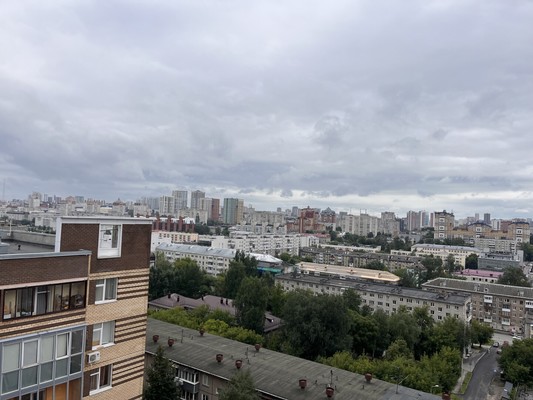Сдам трехкомнатную (3-комн.) квартиру, Решетникова ул, 19, Пермь г