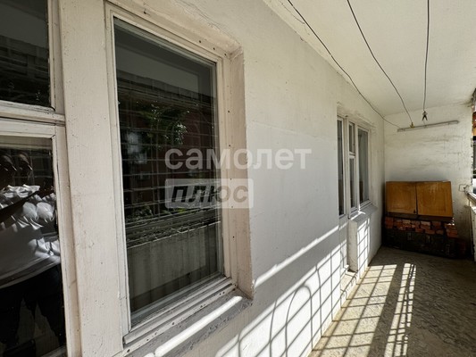Продам трехкомнатную (3-комн.) квартиру, Ковтюха ул, 67, Славянск-на-Кубани г
