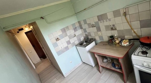 Продам однокомнатную (1-комн.) квартиру, Ларионова ул, 46, Симферополь г