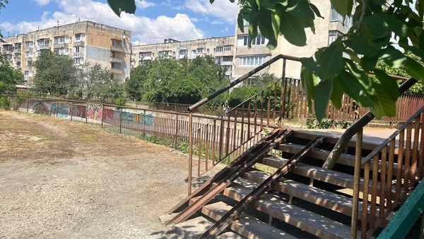 Продам однокомнатную (1-комн.) квартиру, Ларионова ул, 46, Симферополь г