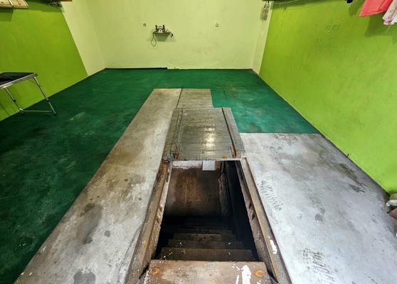 Продам гараж 27,7 м2, Гагарина ул, 123, Ханты-Мансийск г
