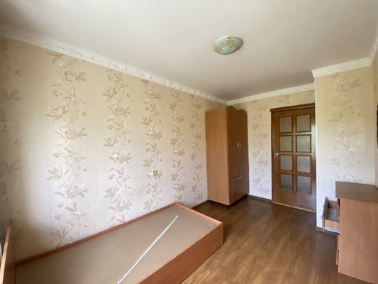 Продам трехкомнатную (3-комн.) квартиру, Гавена ул, 101, Симферополь г