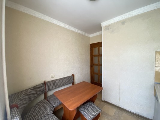 Продам трехкомнатную (3-комн.) квартиру, Гавена ул, 101, Симферополь г