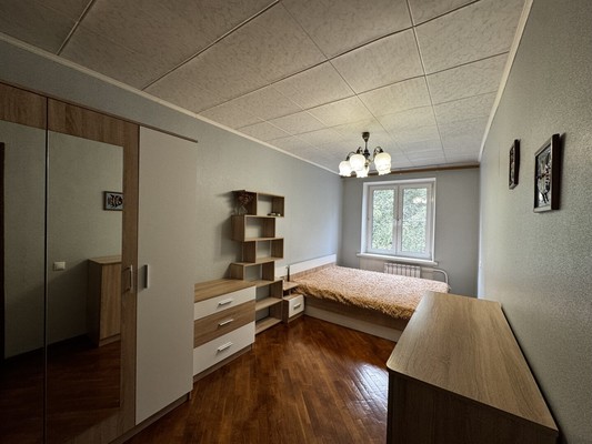 Продам двухкомнатную (2-комн.) квартиру, Каховка ул, 13к7, Москва г