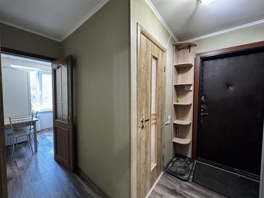 Продам двухкомнатную (2-комн.) квартиру, Каховка ул, 13к7, Москва г
