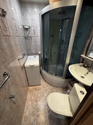 Продам двухкомнатную (2-комн.) квартиру, Каховка ул, 13к7, Москва г