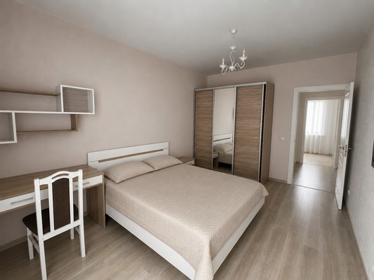 Продам двухкомнатную (2-комн.) квартиру, Генерала Толстикова ул, 2Б, Калининград г