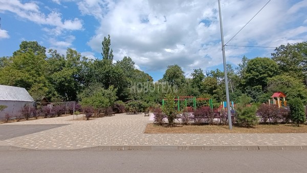 Сдам двухкомнатную (2-комн.) квартиру, Привокзальный пер, 6кпод, Апшеронск г