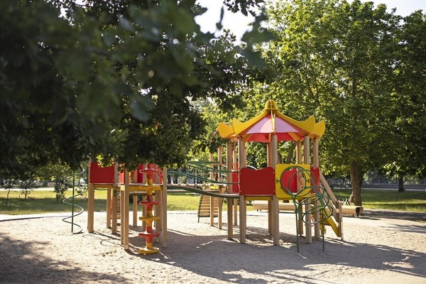 Продам однокомнатную (1-комн.) квартиру, им Виктора Факеева ул, 1к2, Зеленоградск г
