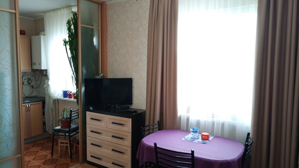 Продам однокомнатную (1-комн.) квартиру, Донской пер, 11а, Симферополь г