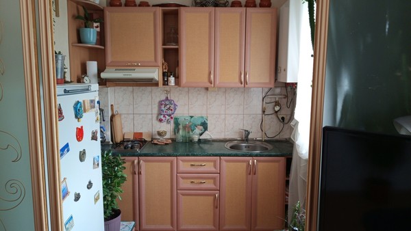 Продам однокомнатную (1-комн.) квартиру, Донской пер, 11а, Симферополь г