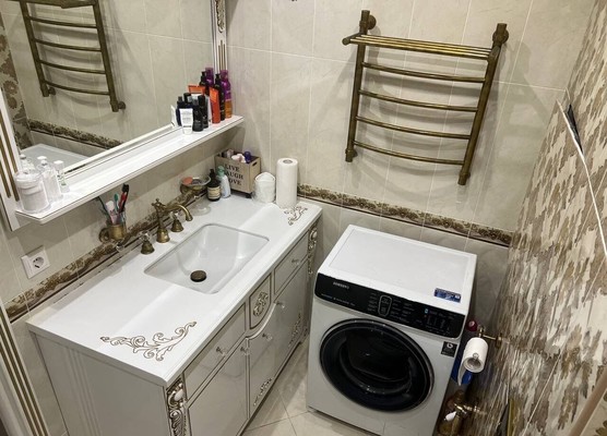 Продам двухкомнатную (2-комн.) квартиру, Ленина ул, 25, Октябрьский рп