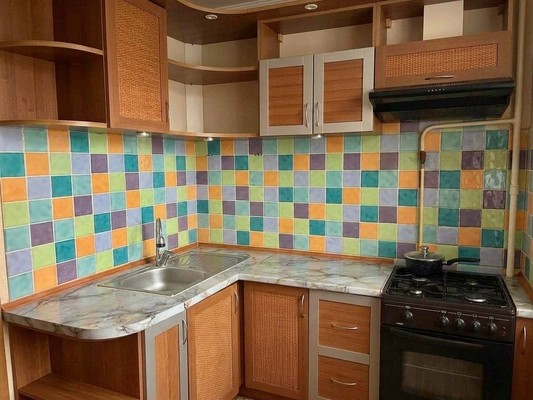 Продам однокомнатную (1-комн.) квартиру, Заводской пер, 31, Симферополь г