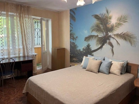 Продам однокомнатную (1-комн.) квартиру, Заводской пер, 31, Симферополь г
