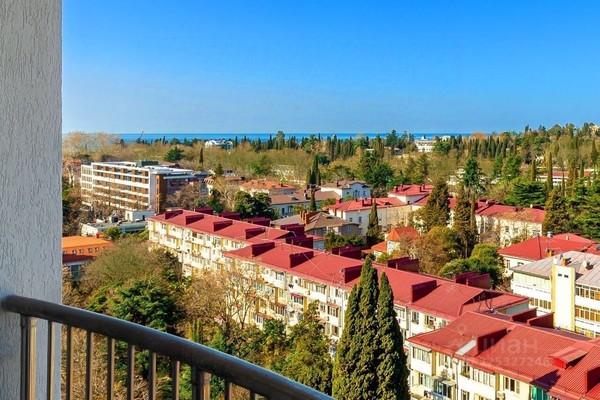 Продам трехкомнатную (3-комн.) квартиру, Роз (Центральный р-н) ул, 52, Сочи г