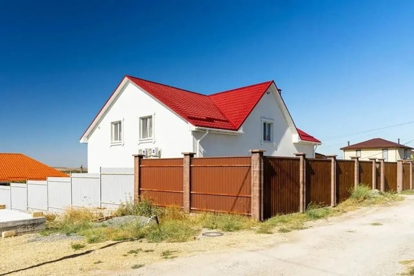 Продам дом, Боярышниковая ул, Приятное свидание с, 0 км от города