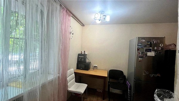 Продам однокомнатную (1-комн.) квартиру, Маршала Василевского ул, 16, Симферополь г