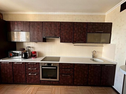 Продам трехкомнатную (3-комн.) квартиру, Калинина ул, 2, Ступино г