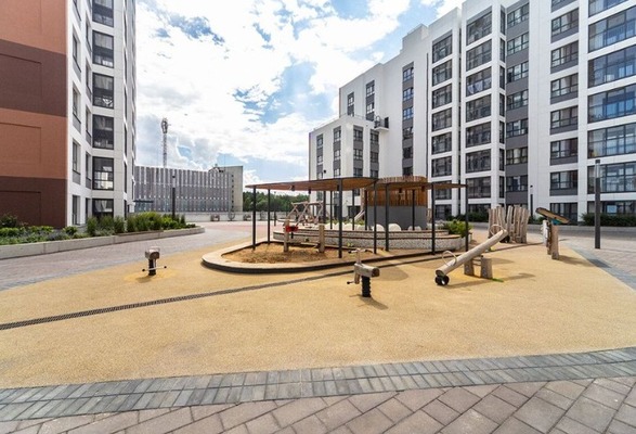 Продам трехкомнатную (3-комн.) квартиру, Парковый пр-кт, 56, Пермь г