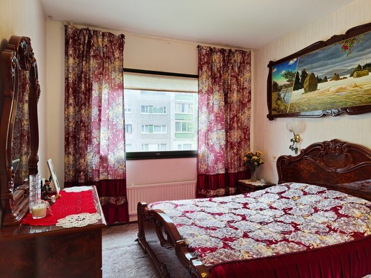 Продам трехкомнатную (3-комн.) квартиру, Мира ул, 18, Костомукша г