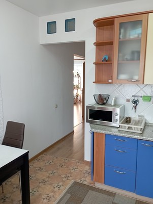 Продам многокомнатную квартиру, Батурина ул, 15, Красноярск г