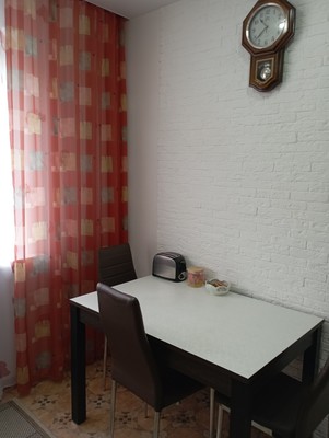 Продам многокомнатную квартиру, Батурина ул, 15, Красноярск г