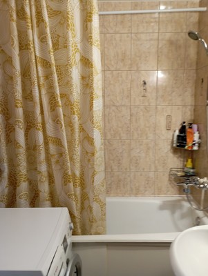 Продам многокомнатную квартиру, Батурина ул, 15, Красноярск г