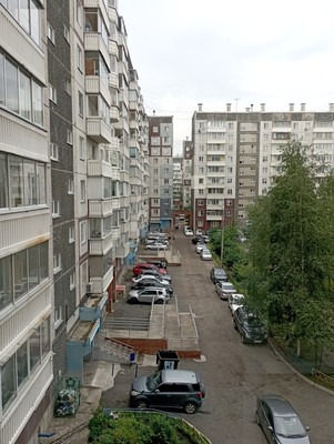 Продам многокомнатную квартиру, Батурина ул, 15, Красноярск г