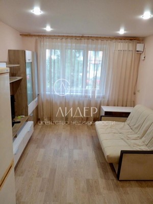 Продам однокомнатную (1-комн.) квартиру, Чехова (Центральный р-н) пер, 8а, Сочи г