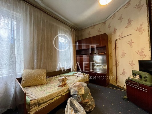 Продам двухкомнатную (2-комн.) квартиру, Роз (Центральный р-н) ул, 24, Сочи г