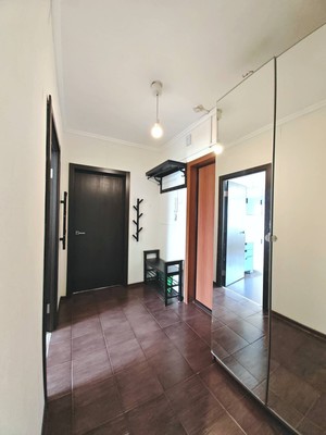 Продам двухкомнатную (2-комн.) квартиру, Нарвская ул, 1ка, Москва г