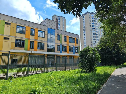 Продам двухкомнатную (2-комн.) квартиру, Нарвская ул, 1ка, Москва г