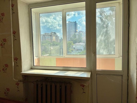 Продам однокомнатную (1-комн.) квартиру, Ларионова ул, 46, Симферополь г