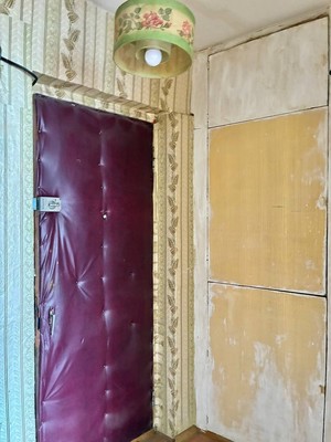 Продам однокомнатную (1-комн.) квартиру, Ларионова ул, 46, Симферополь г