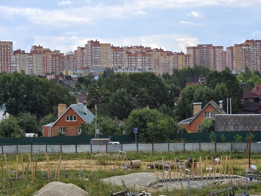 Продам однокомнатную (1-комн.) квартиру, Лесная ул, 2к2, Ерино д