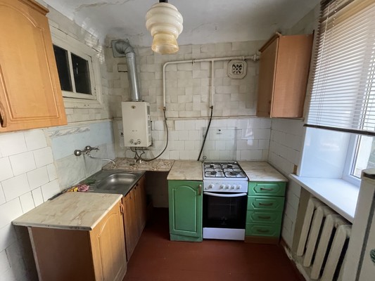 Продам двухкомнатную (2-комн.) квартиру, Дугинец ул, 28, Кропоткин г