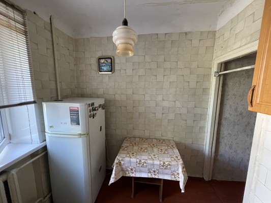 Продам двухкомнатную (2-комн.) квартиру, Дугинец ул, 28, Кропоткин г