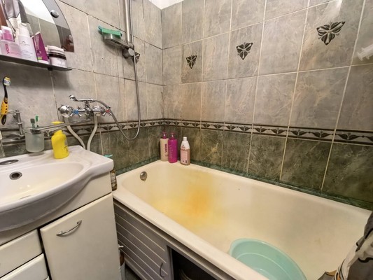 Продам однокомнатную (1-комн.) квартиру, Центральная ул, 19А, Металлострой п