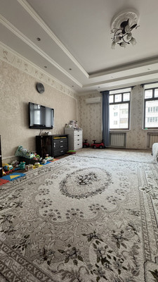 Продам трехкомнатную (3-комн.) квартиру, Вишневского ул, 3, Казань г