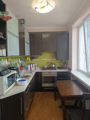 Продам двухкомнатную (2-комн.) квартиру, Мокроусова ул, 12к42, Симферополь г
