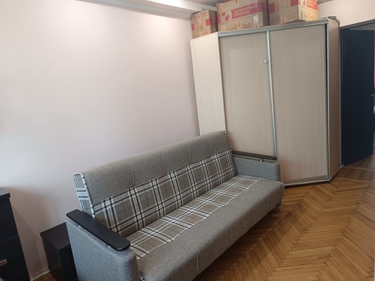 Продам двухкомнатную (2-комн.) квартиру, Мокроусова ул, 12к42, Симферополь г