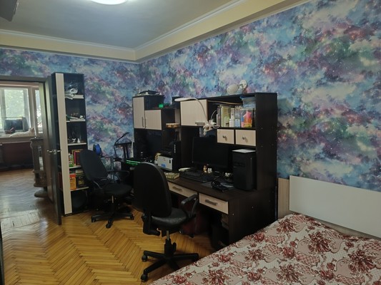 Продам двухкомнатную (2-комн.) квартиру, Мокроусова ул, 12к42, Симферополь г
