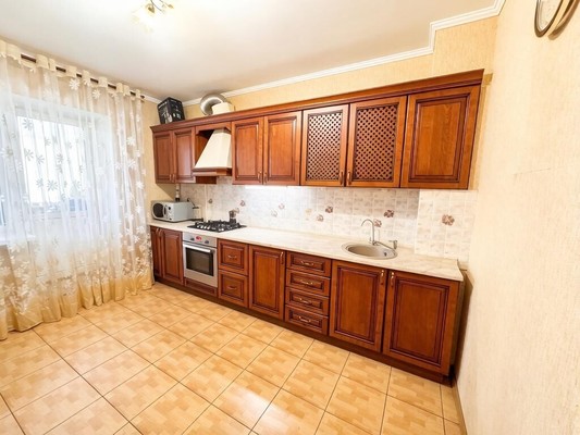 Продам двухкомнатную (2-комн.) квартиру, Меридианная ул, 3, Казань г