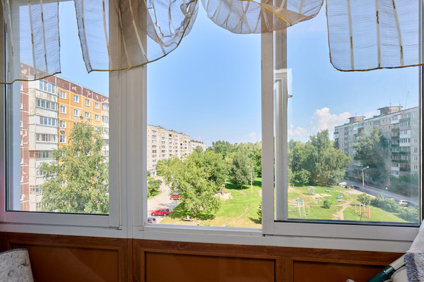 Продам трехкомнатную (3-комн.) квартиру, Сигаева ул, 6, Пермь г